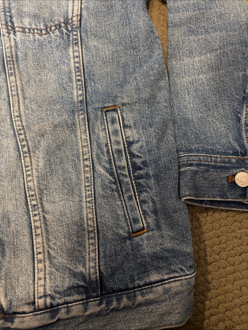Madewell Light Blue Washed Denim Jacket - Picture 4 of 4